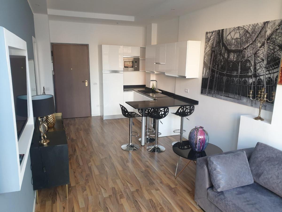 Michelangelo 30 Appartement Milaan Buitenkant foto